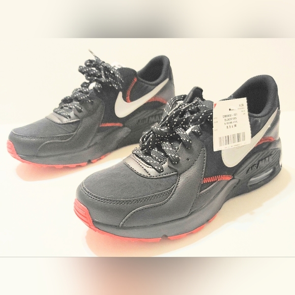 Nike Air Max Excee Men's Size 8.5 Reflective Black Metallic Red DM0832-001 - Picture 3 of 12